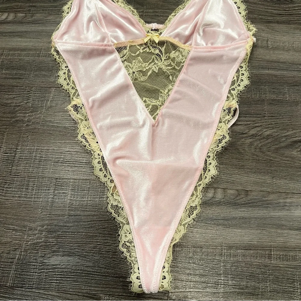 SKIMS velvet lace teddy lingerie one piece - Picture 2 of 7